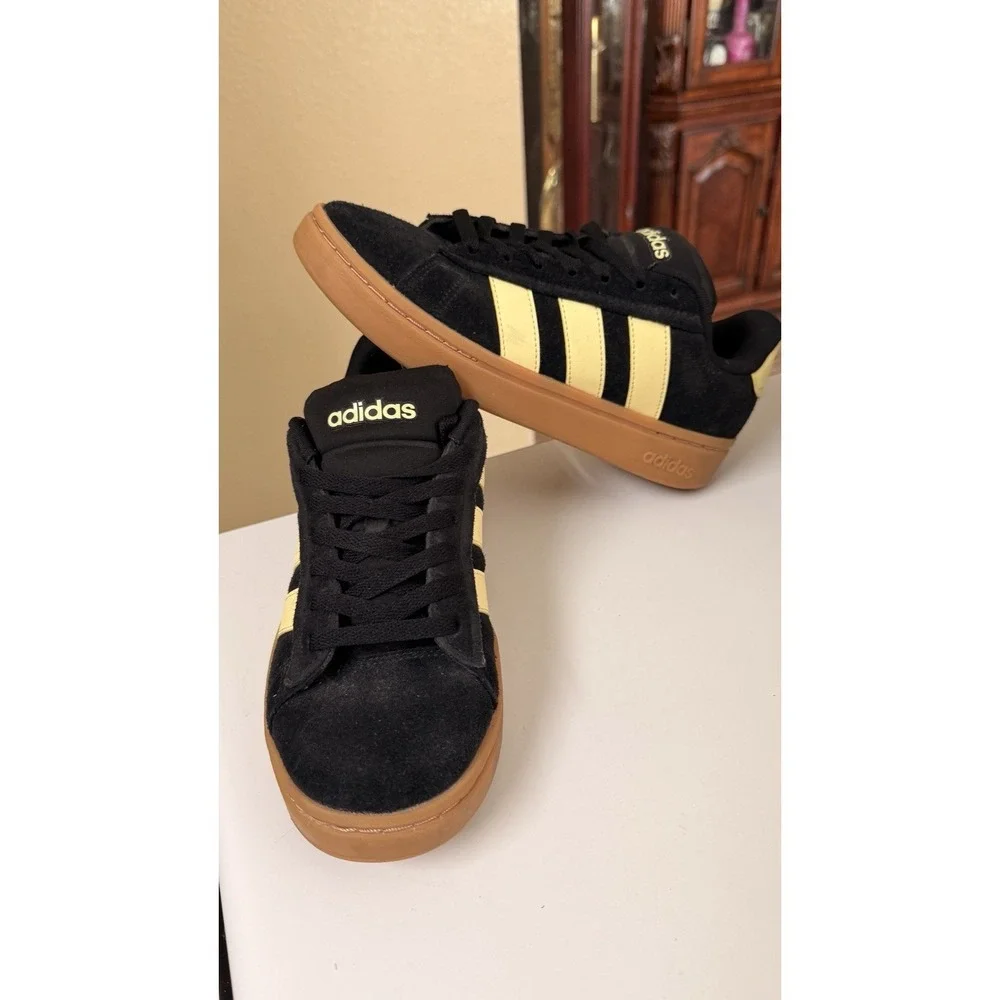 adidas Grand Court Alpha 00s Women's 8.5 Black Suede Gum Low Top Sneakers
